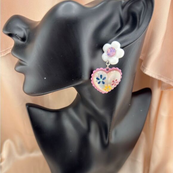 Floral Heart Drop Earrings - Picture 1 of 3
